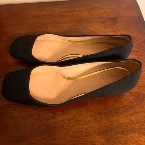 Tory Burch Regina Square Toe Low Block Heels - Picture 4 of 8